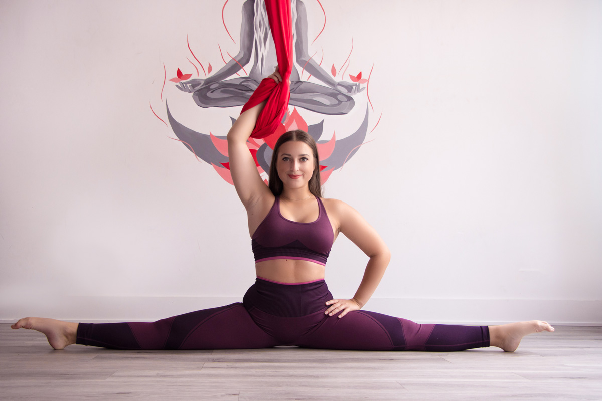Lisa Spring Studio - Yoga Orland Park Branding Photographer