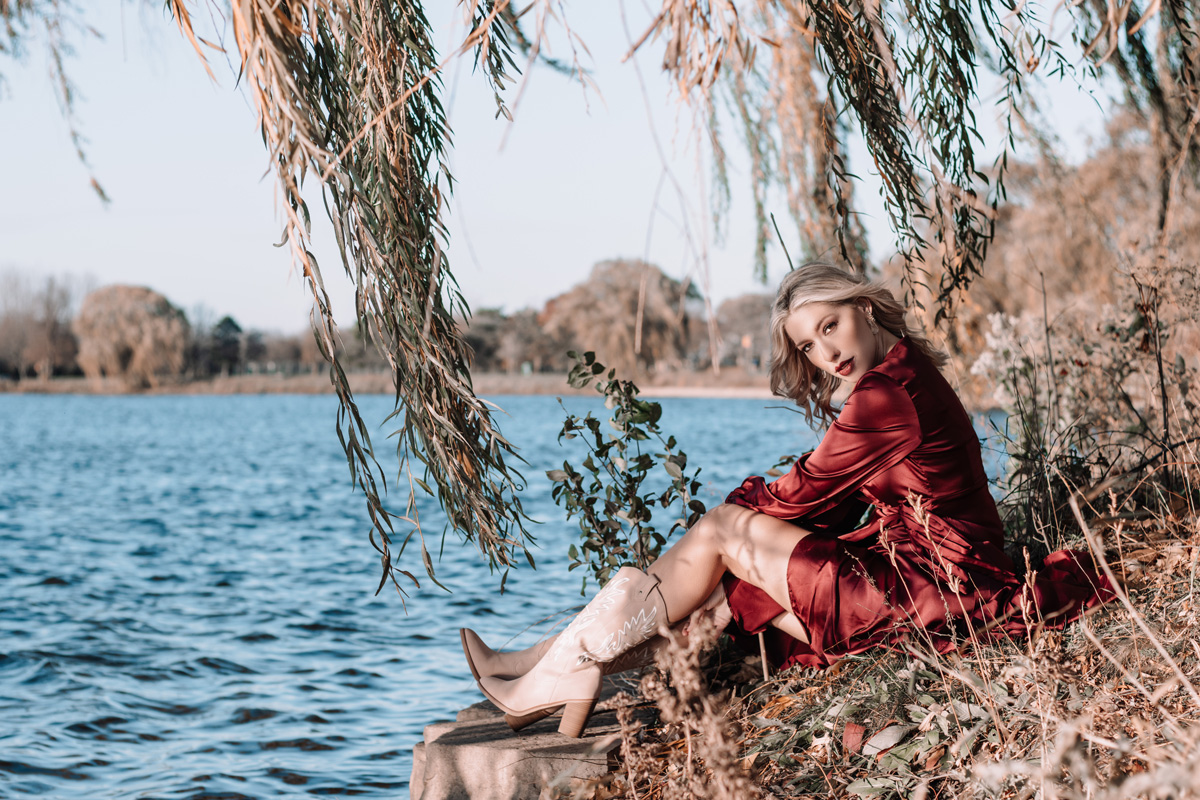 Women's Portrait Photography - Female Photography Orland Park